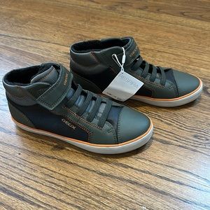 Boys Geox Low Top Shoe
